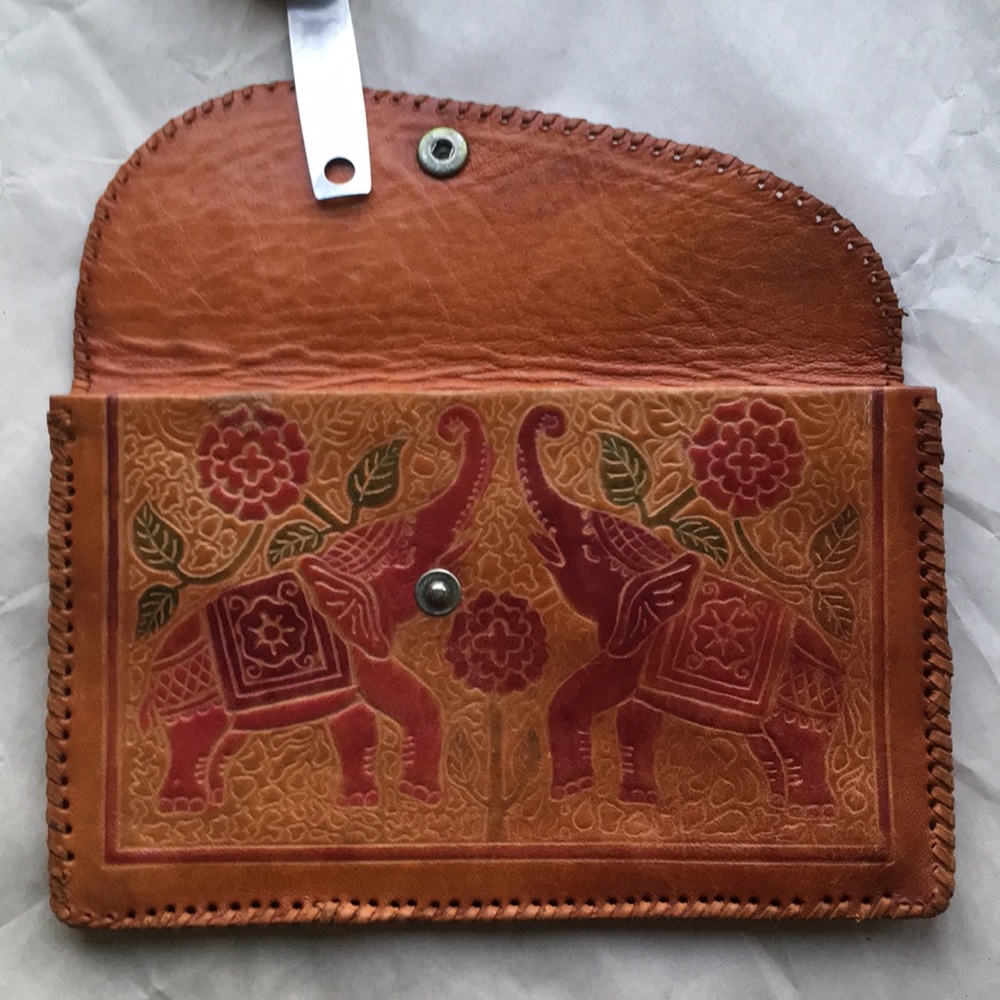 Leather pocket book - Picture 3 of 5